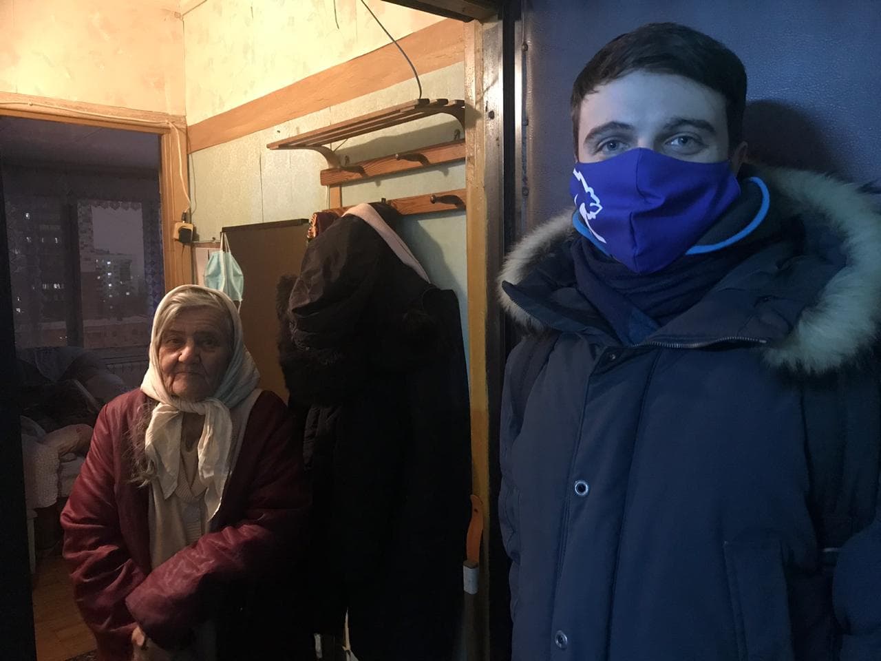 Волонтеры из Рязанского района доставляют продукты и лекарства пожилым жителям