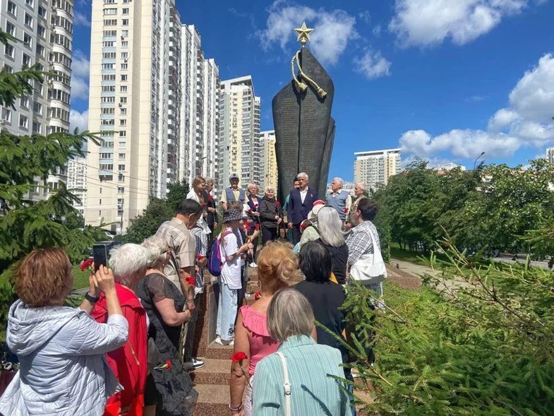 Жители Рязанского района попросили привести в порядок памятник воинам Великой Отечественной войны